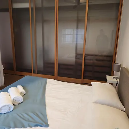 Blife Batalya Private Homestay Faro